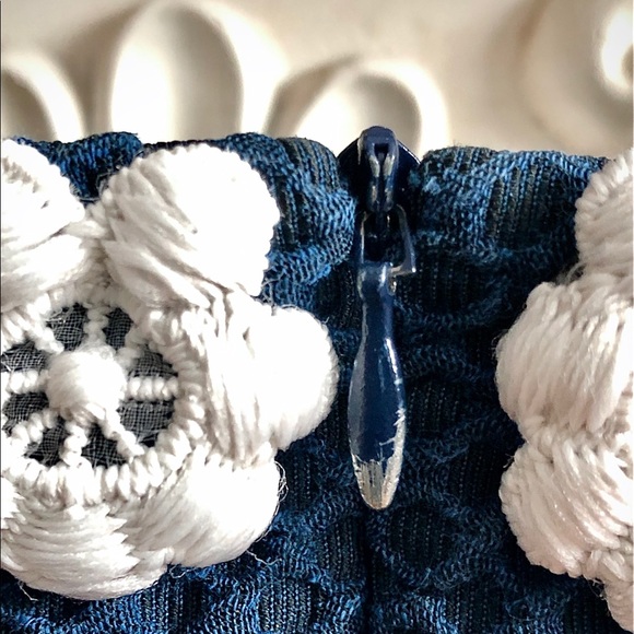 🐻🌼 BOUTIQUE MOSCHINO Navy Waffle Daisy Dress - Picture 13 of 17